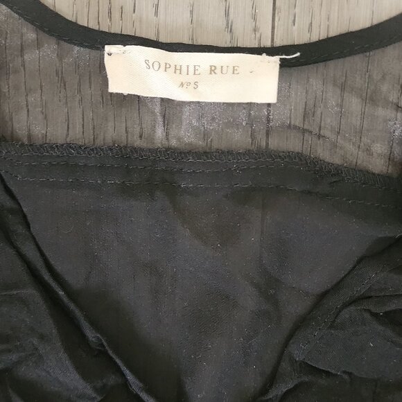 Feminine peplum top - Picture 2 of 2